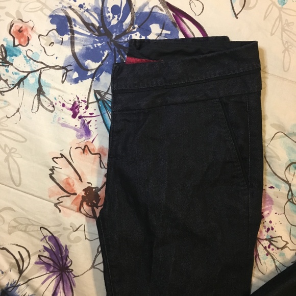 DONATING 2/4: BANANA REPUBLIC Jeans - Bootcut - Picture 2 of 6